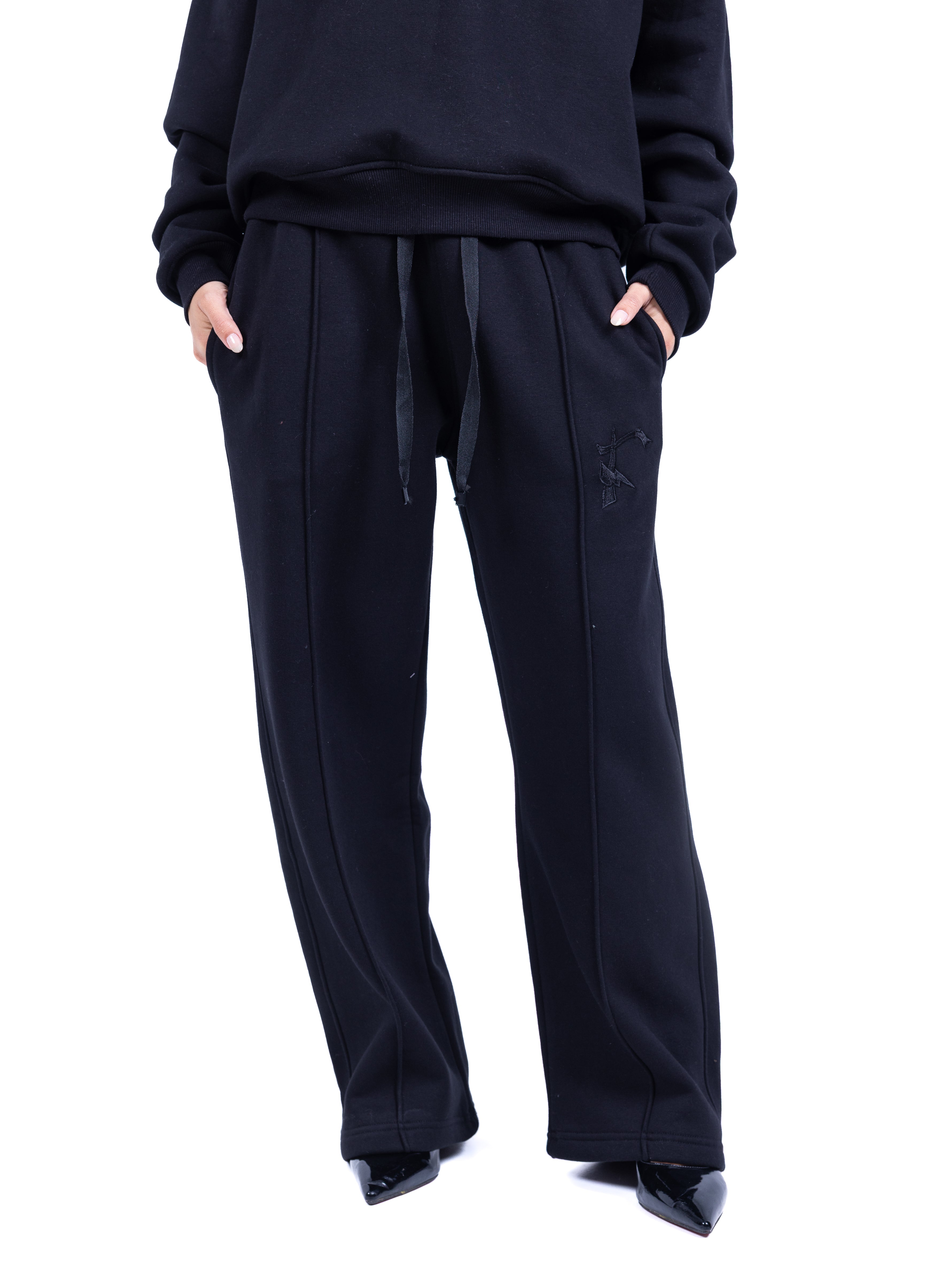 TAYCAN SIGNATURE SET | BLACK