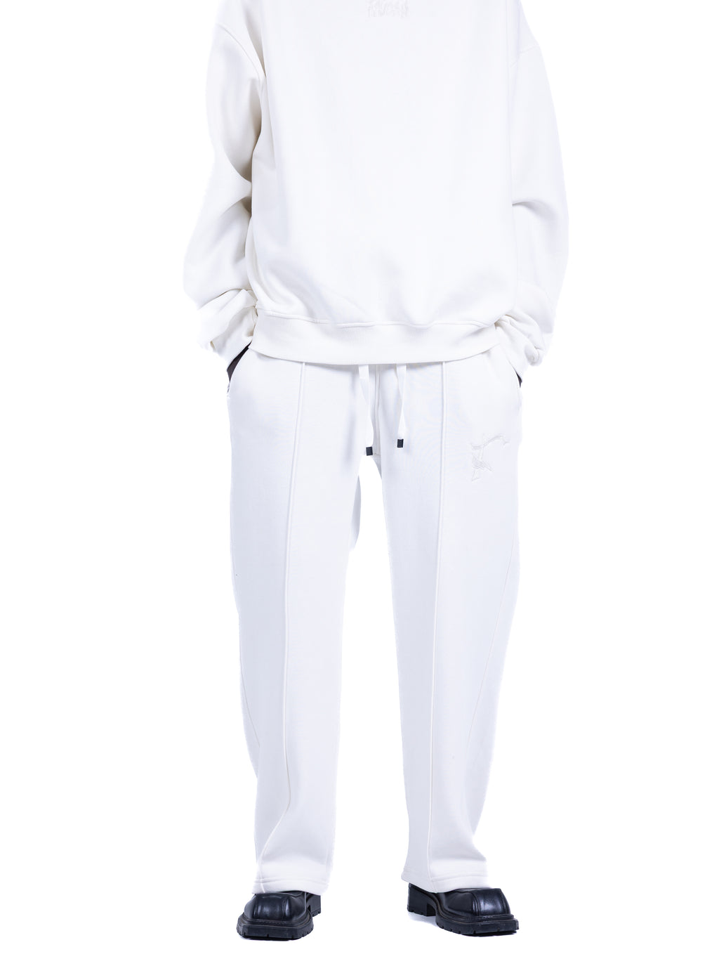 TAYCAN SIGNATURE SET | WHITE