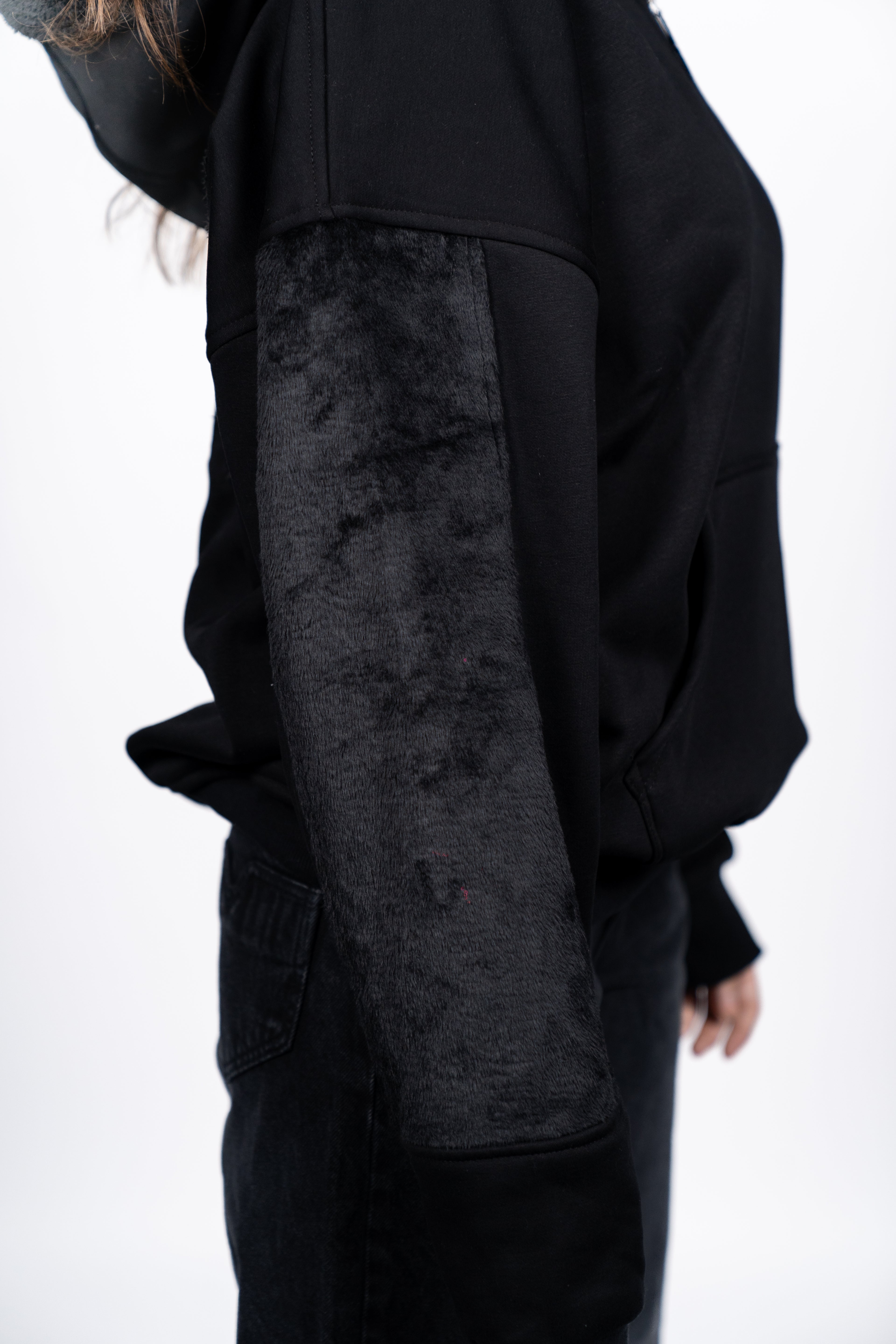 HALFWAY ZIP HOODIE | BLACK