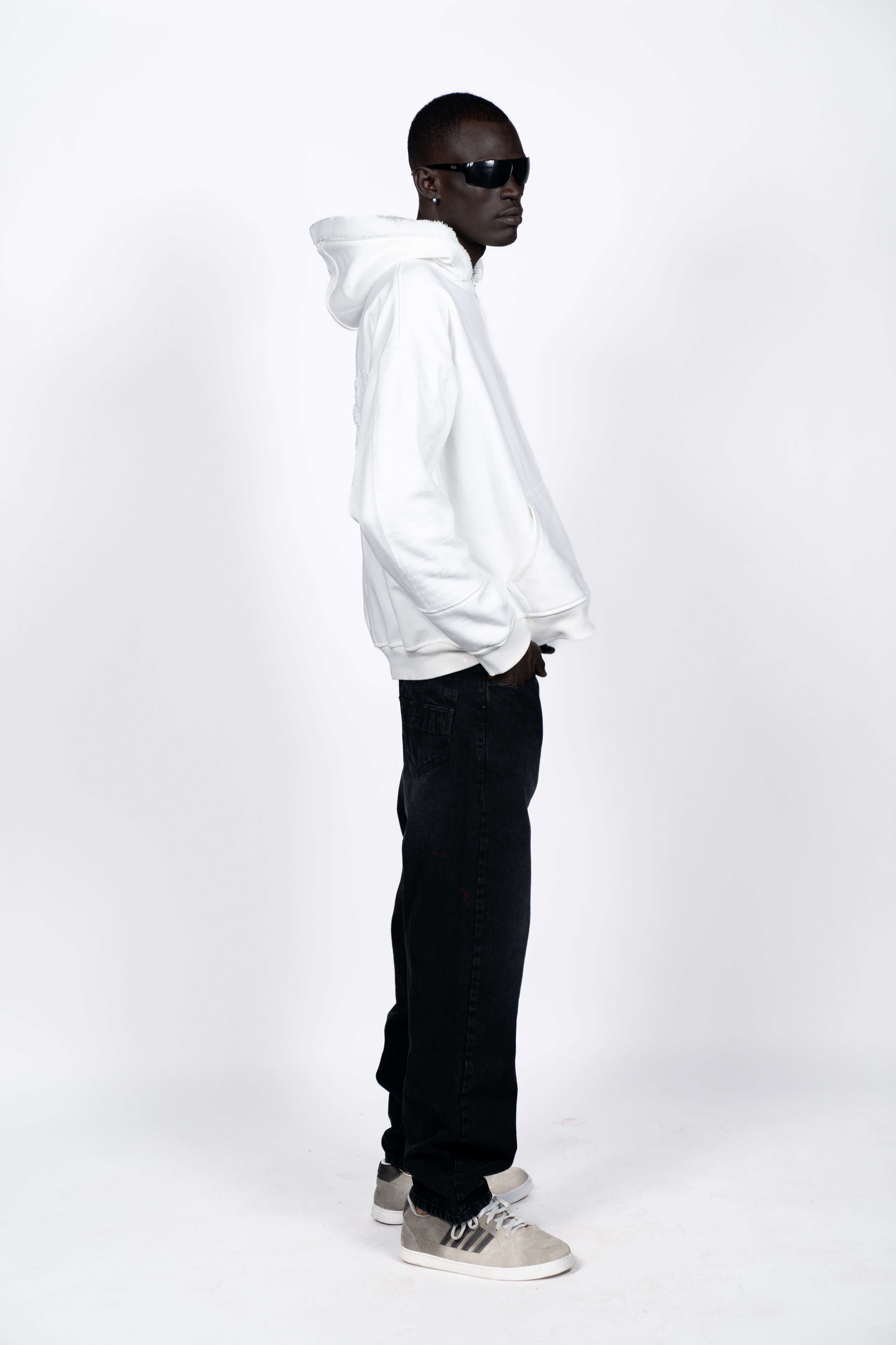 HALFWAY ZIP HOODIE | WHITE